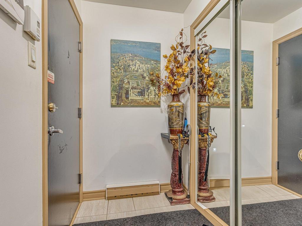 









2300


Boul. Daniel-Johnson

, 102,
Laval (Chomedey),




QC
H7T3A5


