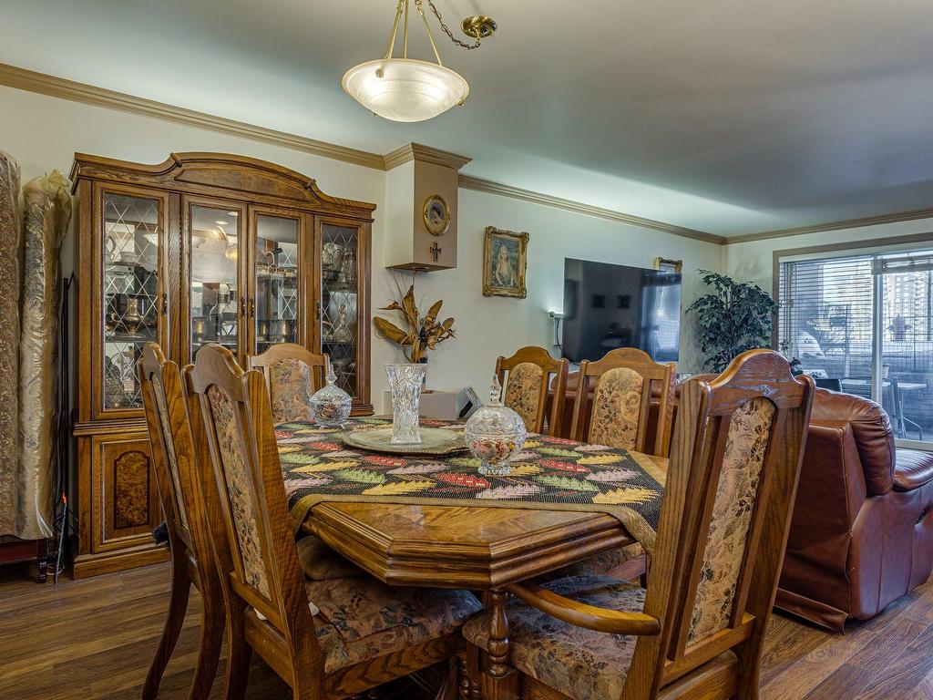 









2300


Boul. Daniel-Johnson

, 102,
Laval (Chomedey),




QC
H7T3A5

