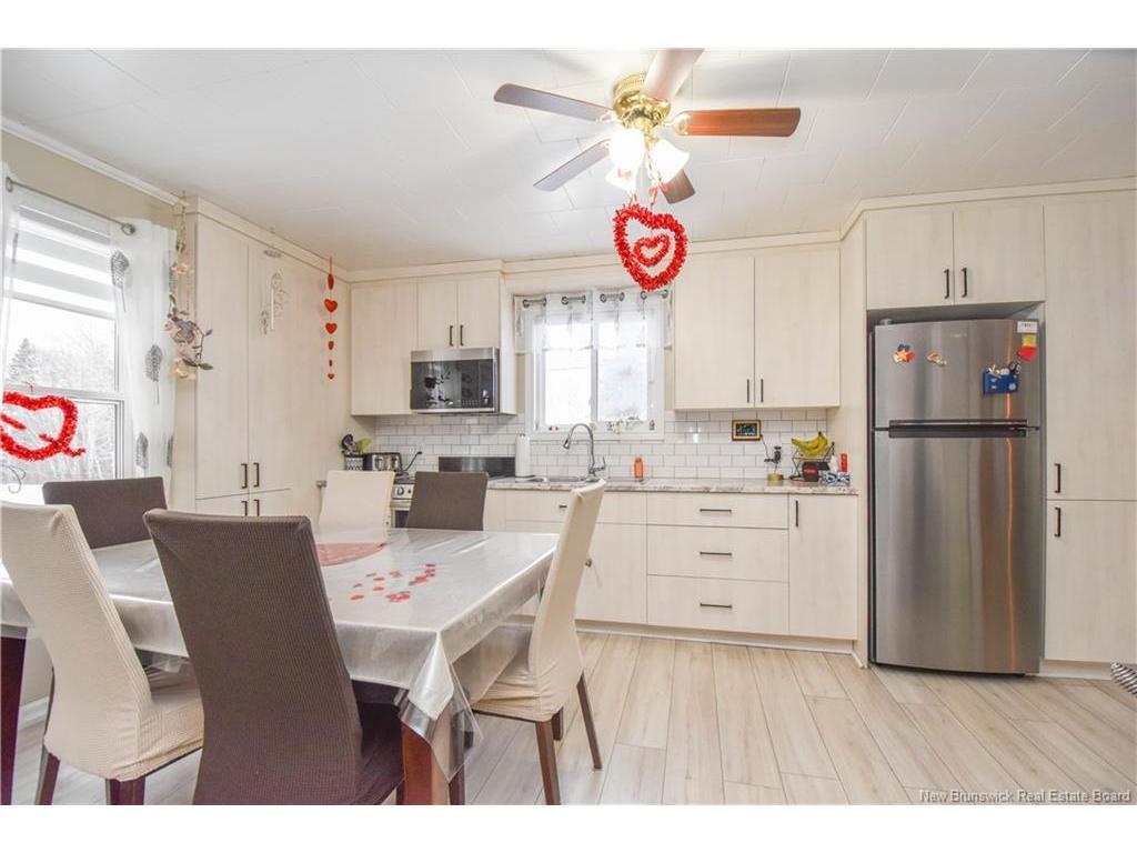 









539


Saint-Amateur

RD,
Trudel,




NB
E8R 1P3

