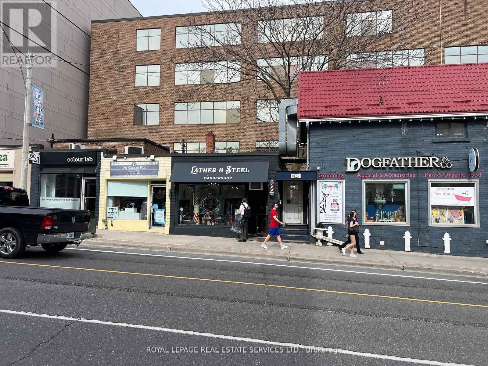 












1011 YONGE STREET

,
Toronto,




Ontario
M4W2K9

