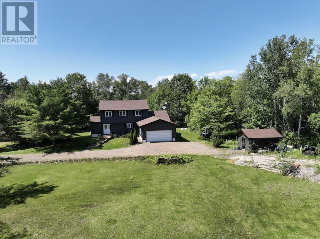 












84 Lakeview RD

,
Iron Bridge,




Ontario
P0R1B0

