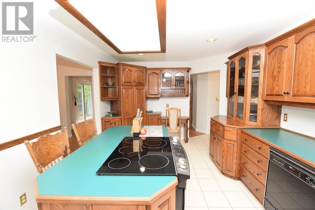 












84 Lakeview RD

,
Iron Bridge,




Ontario
P0R1B0

