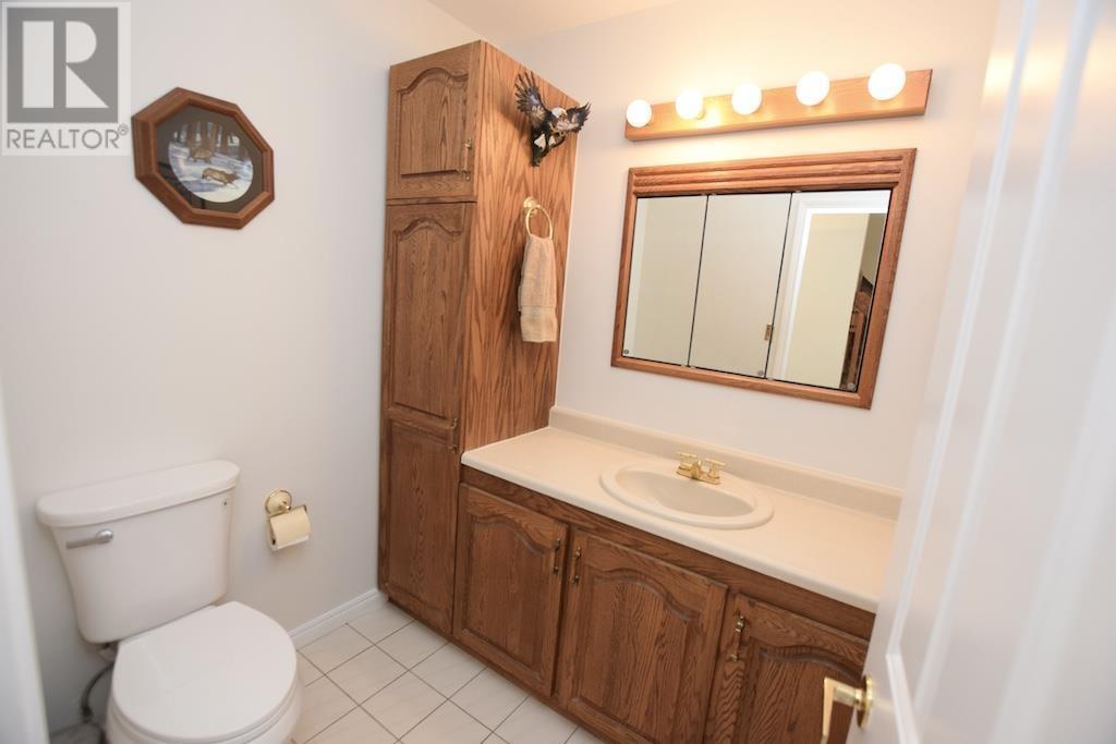 












84 Lakeview RD

,
Iron Bridge,




Ontario
P0R1B0

