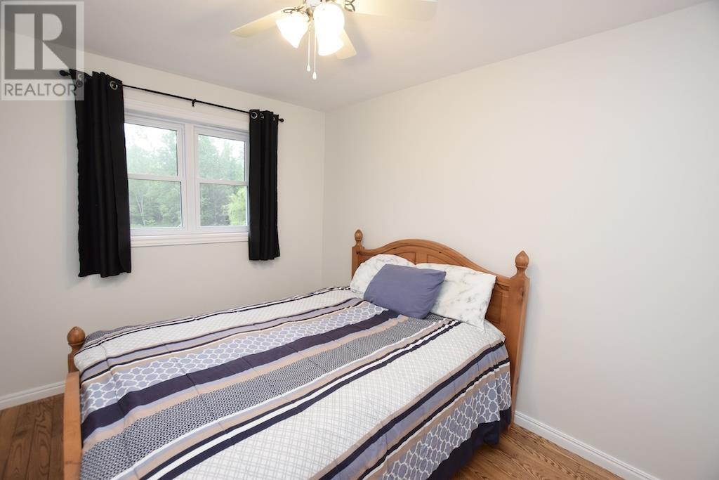 












84 Lakeview RD

,
Iron Bridge,




Ontario
P0R1B0

