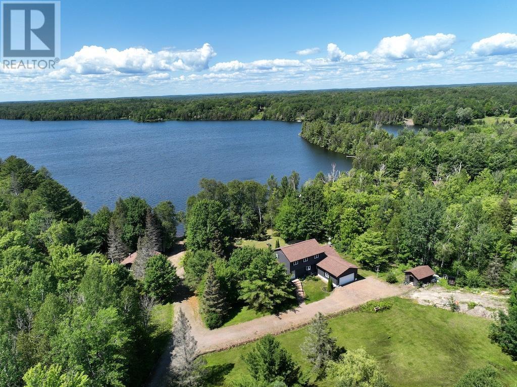 












84 Lakeview RD

,
Iron Bridge,




Ontario
P0R1B0

