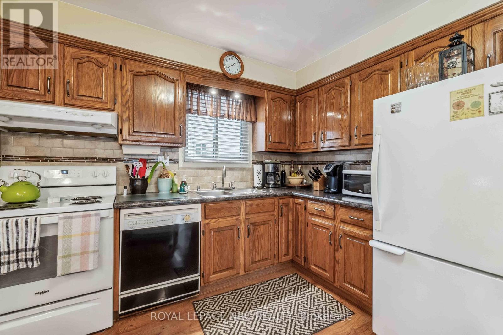 












127 MELISSA CRESCENT

,
Welland (N. Welland),




Ontario
L3C6M5

