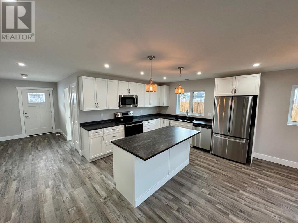 












1009 116 Avenue

,
Dawson Creek,




British Columbia
V1G3E4


