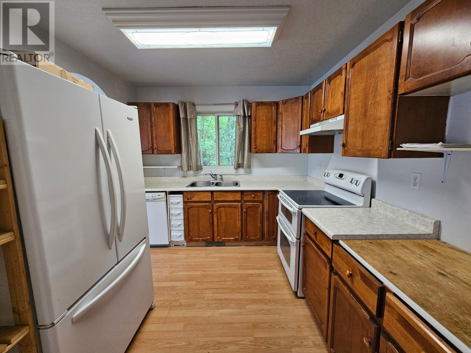 












4420 Baldy Way

,
Chetwynd,




British Columbia
V0C1J0

