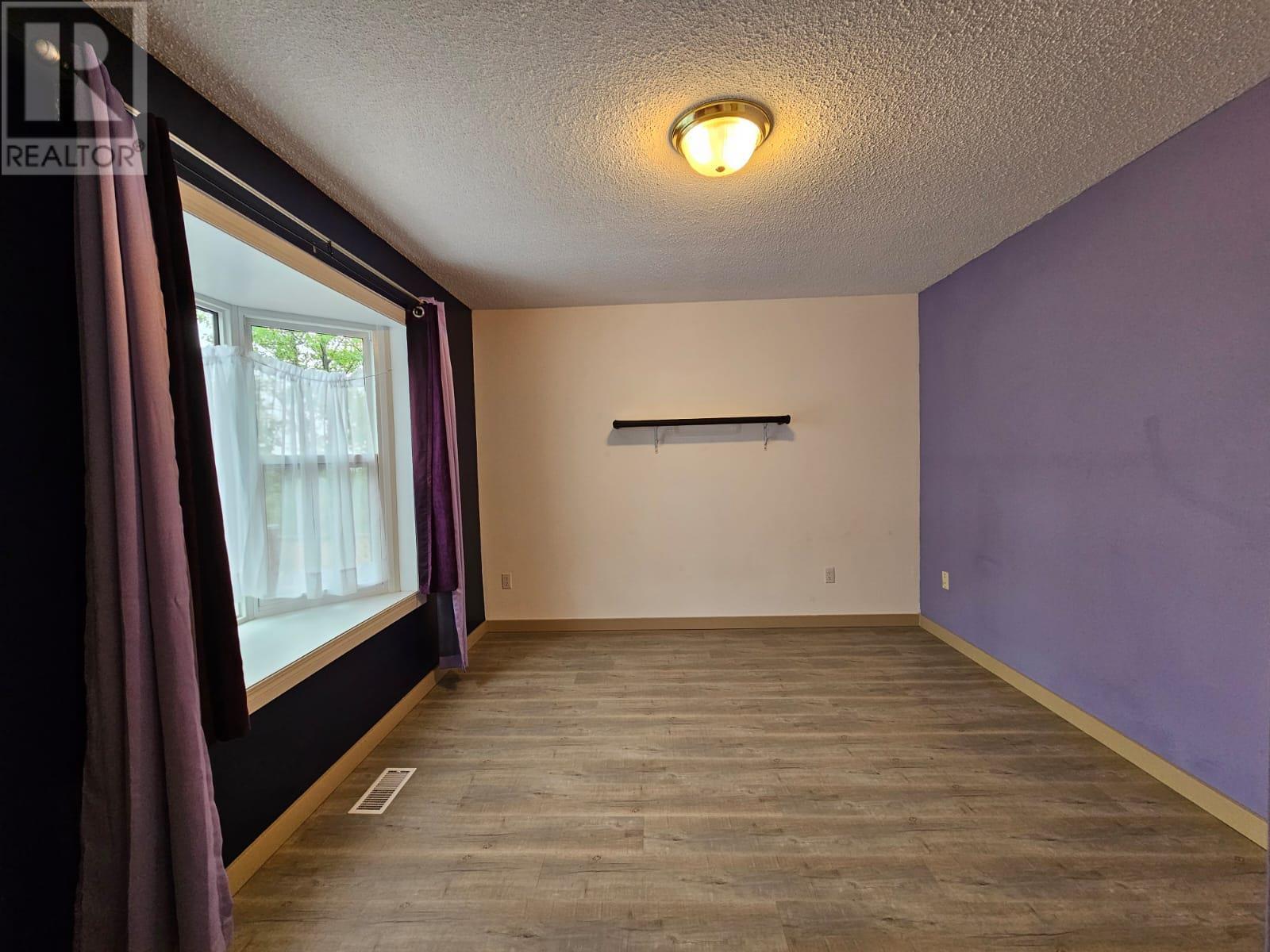 












4420 Baldy Way

,
Chetwynd,




British Columbia
V0C1J0


