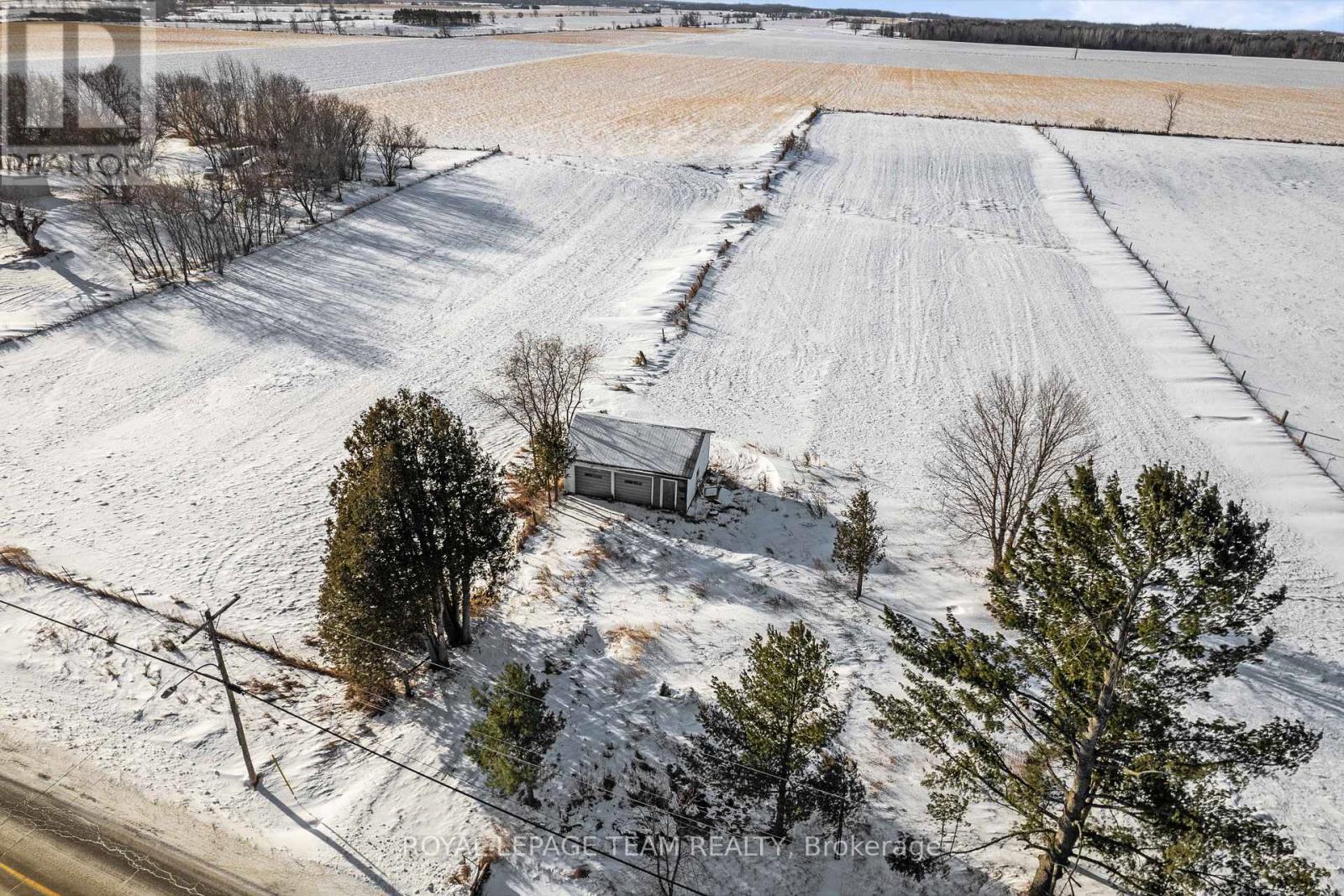 












2156 FORESTERS FALLS ROAD

,
Whitewater Region,







Ontario
K0J1V0

