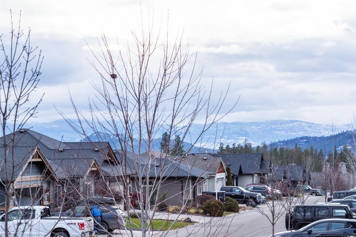 









13098


Shoreline

Way, 43,
Lake Country,




BC
V4V 0A8

