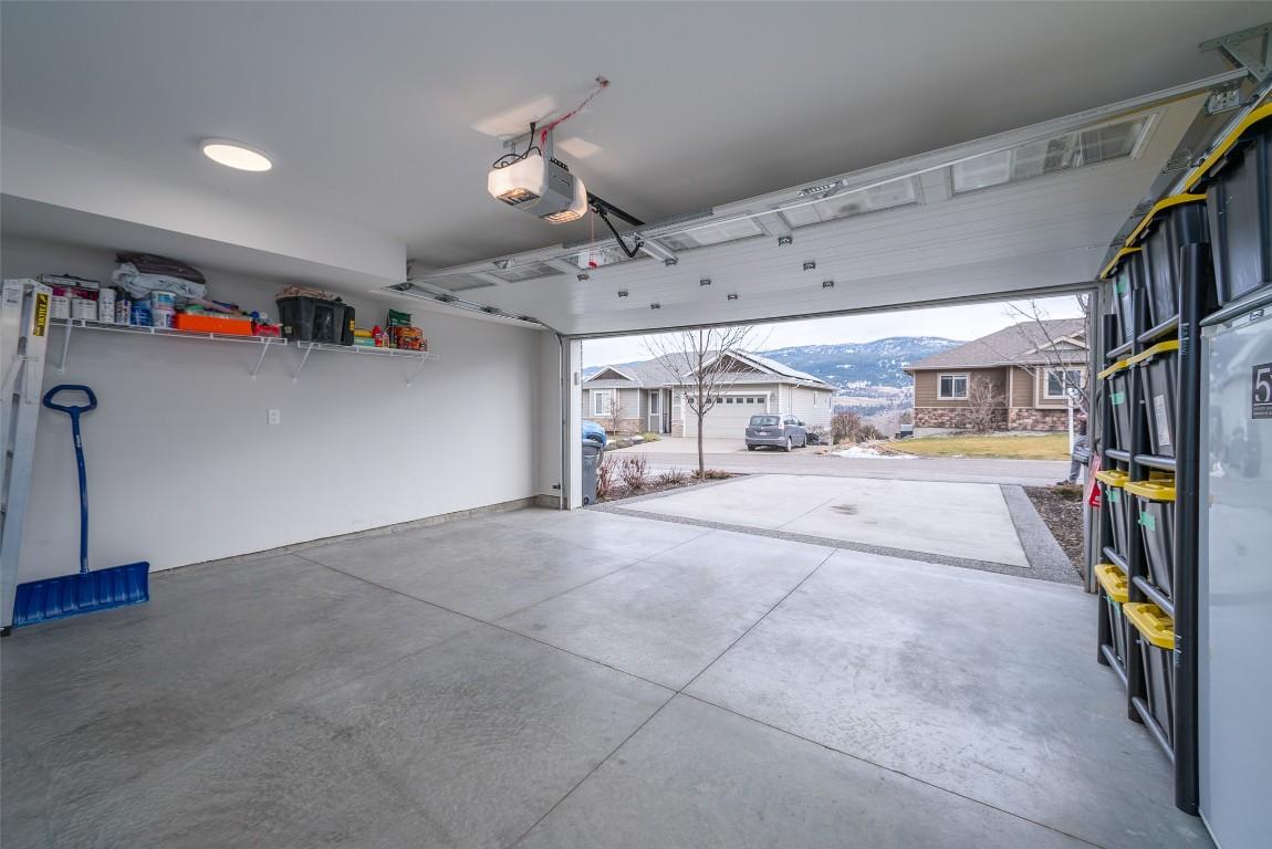 









13098


Shoreline

Way, 43,
Lake Country,




BC
V4V 0A8

