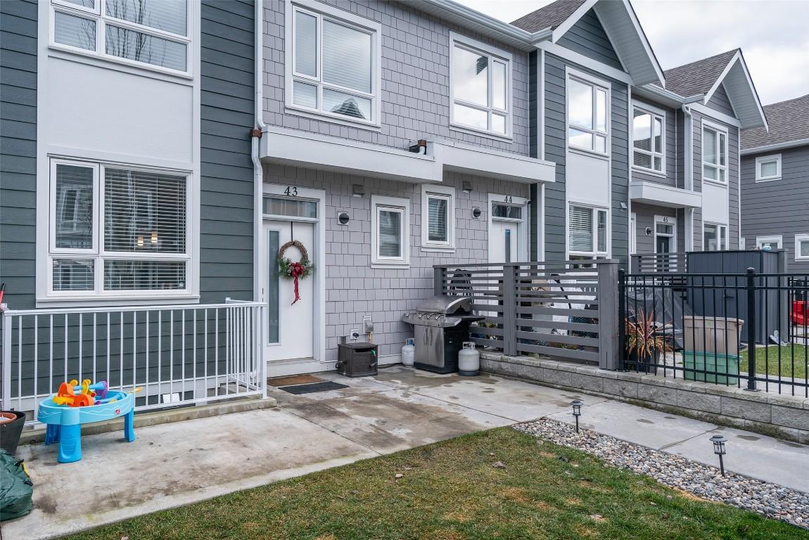 









13098


Shoreline

Way, 43,
Lake Country,




BC
V4V 0A8

