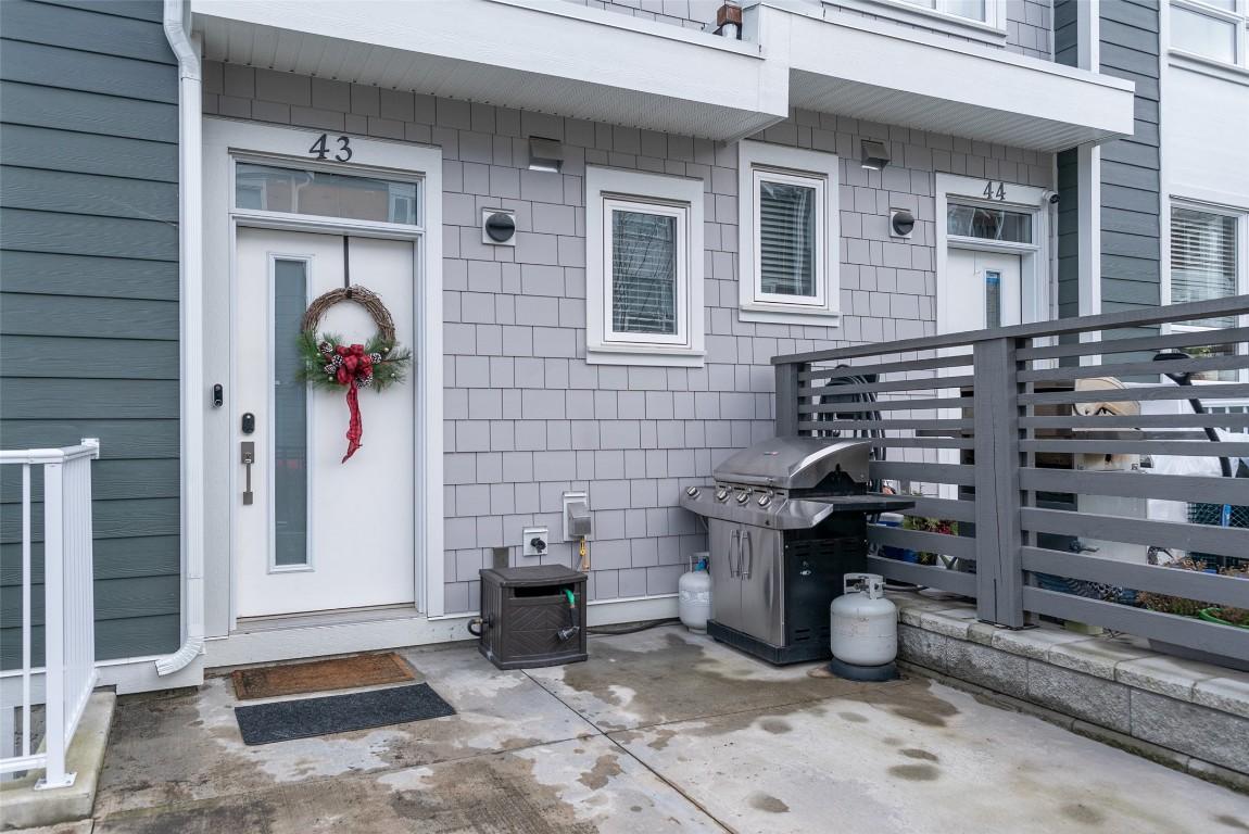 









13098


Shoreline

Way, 43,
Lake Country,




BC
V4V 0A8

