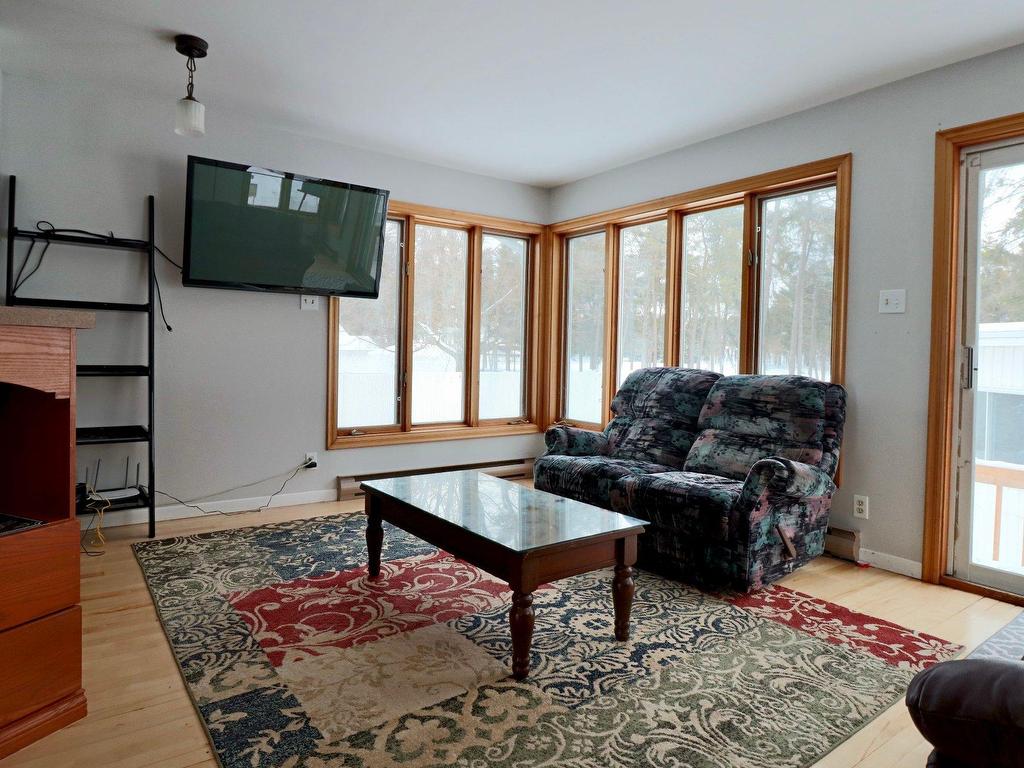 









460

 - 462


Rue Julien

,
Trois-Rivières,




QC
G8T6X1

