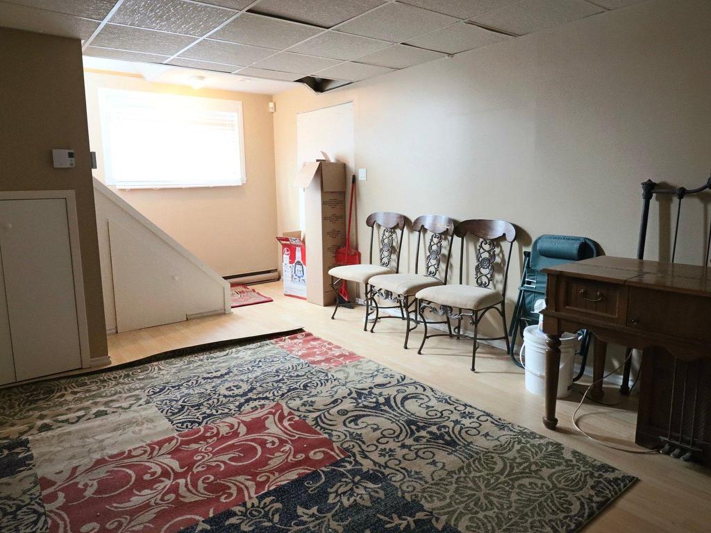 









460

 - 462


Rue Julien

,
Trois-Rivières,




QC
G8T6X1

