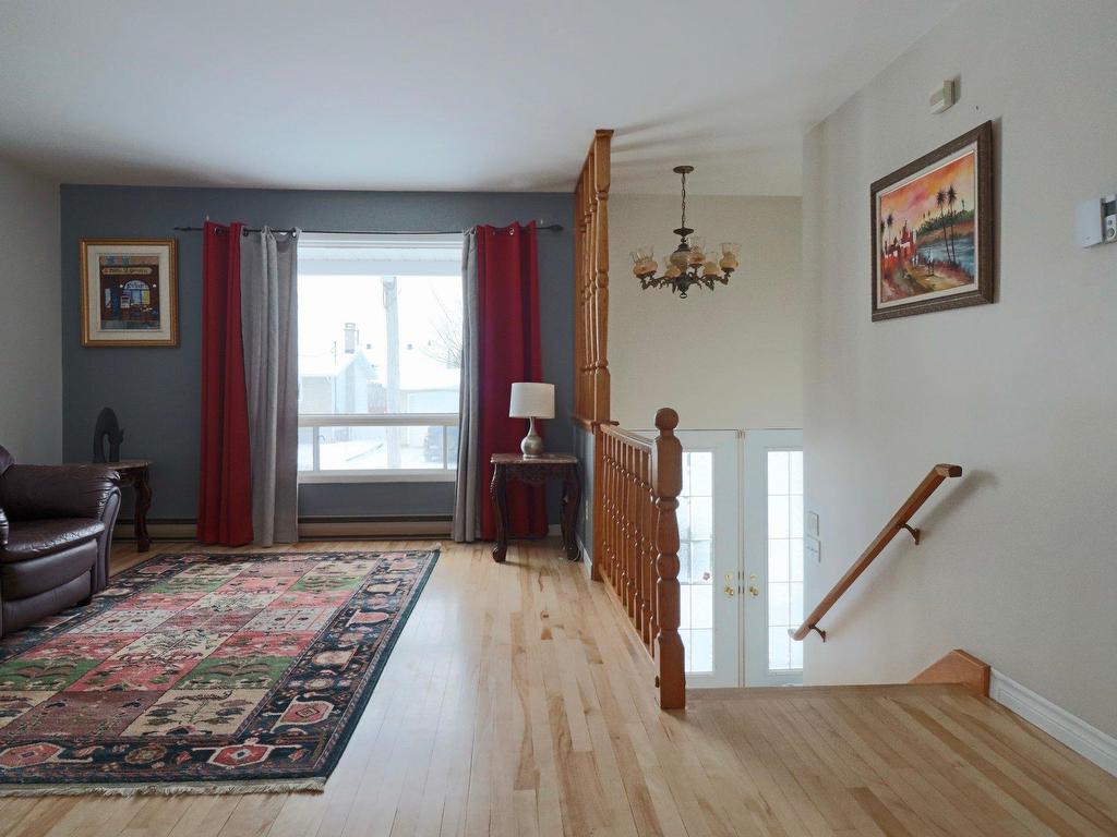 









460

 - 462


Rue Julien

,
Trois-Rivières,




QC
G8T6X1

