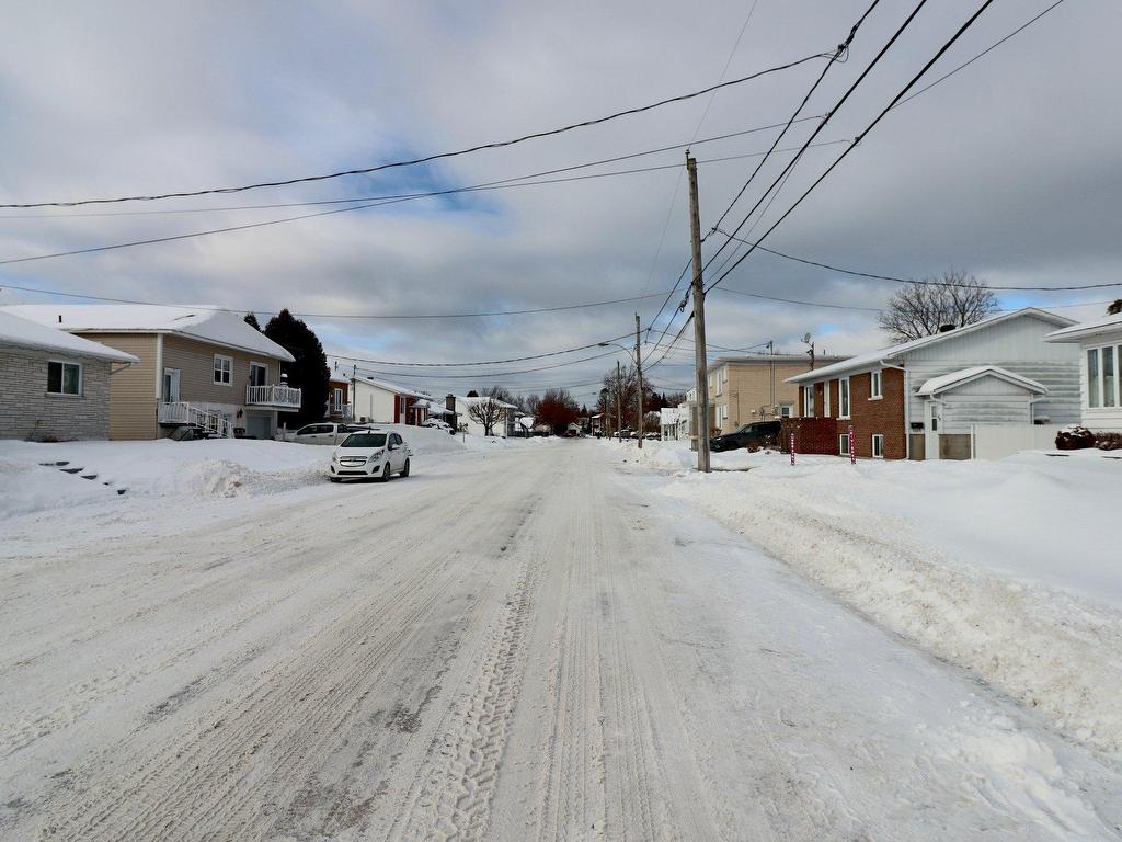 









460

 - 462


Rue Julien

,
Trois-Rivières,




QC
G8T6X1

