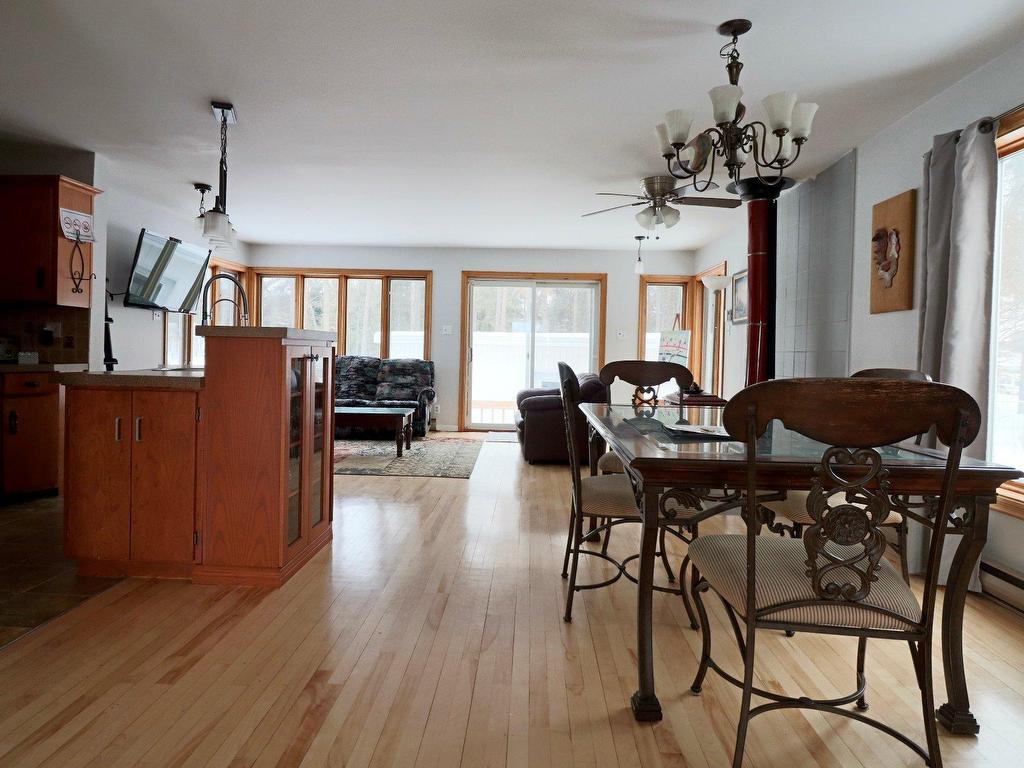 









460

 - 462


Rue Julien

,
Trois-Rivières,




QC
G8T6X1

