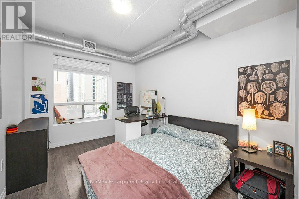 












502 - 8 HICKORY STREET W

,
Waterloo,




Ontario
N2L3H6


