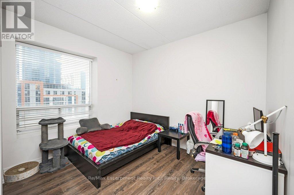 












502 - 8 HICKORY STREET W

,
Waterloo,




Ontario
N2L3H6

