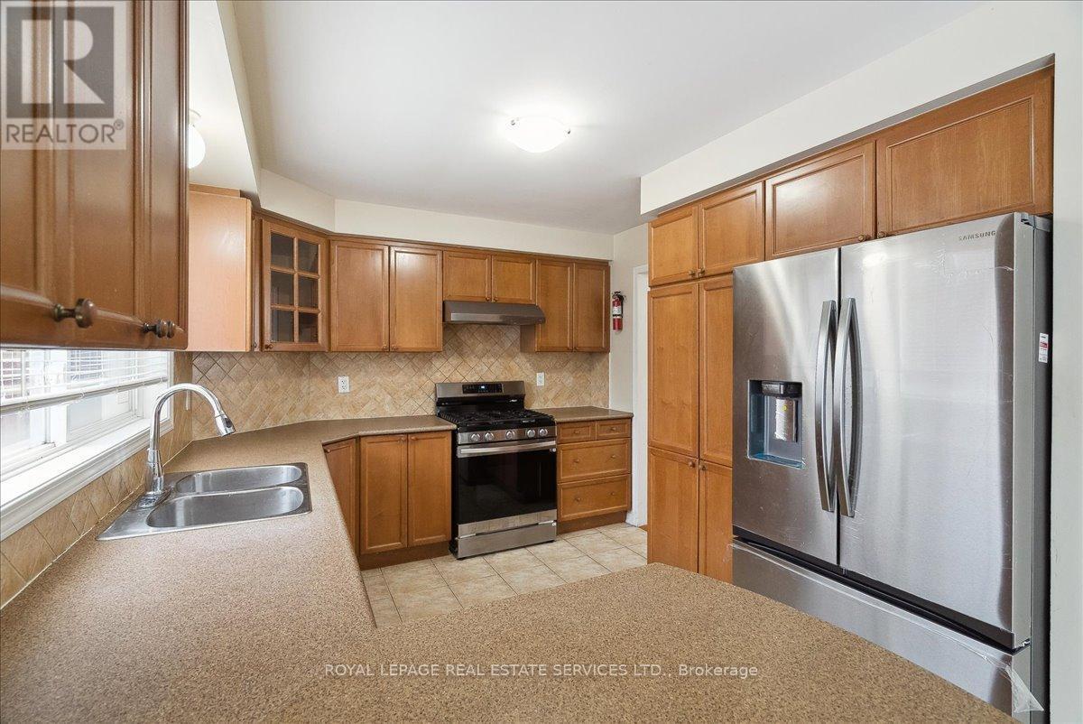 












820 SPECK CROSSING

,
Milton,




Ontario
L9T0G6

