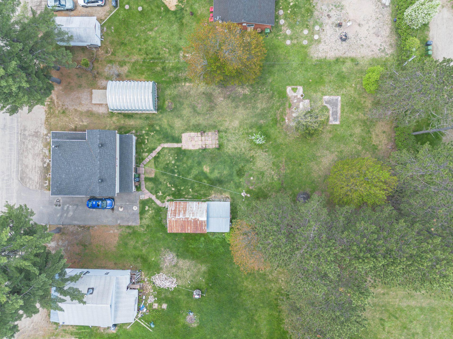









222


Rue St-Pierre

,
Nominingue,




QC
J0W1R0

