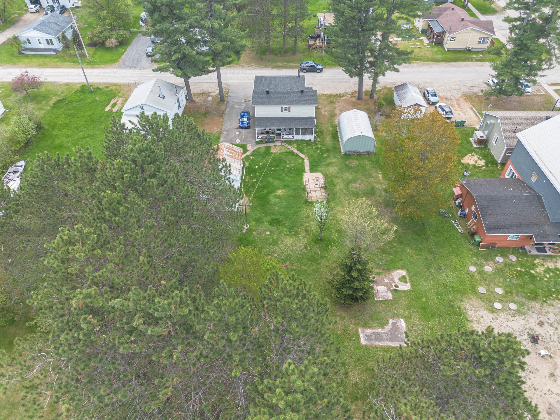 









222


Rue St-Pierre

,
Nominingue,




QC
J0W1R0

