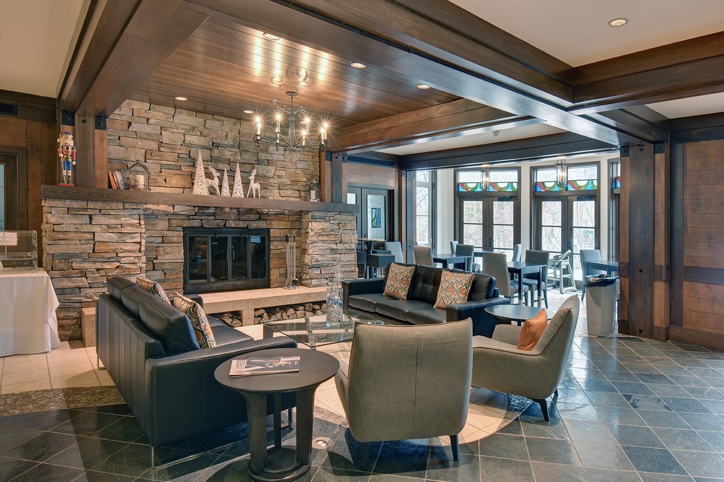 









150


Ch. du Curé-Deslauriers

, 302,
Mont-Tremblant,




QC
J8E1C9

