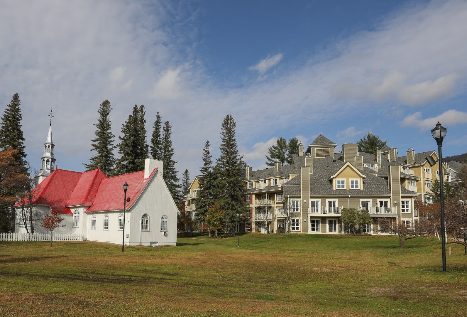 









150


Ch. du Curé-Deslauriers

, 302,
Mont-Tremblant,




QC
J8E1C9

