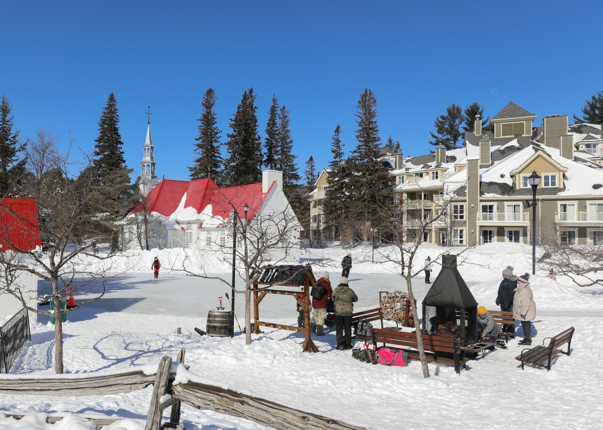 









150


Ch. du Curé-Deslauriers

, 302,
Mont-Tremblant,




QC
J8E1C9

