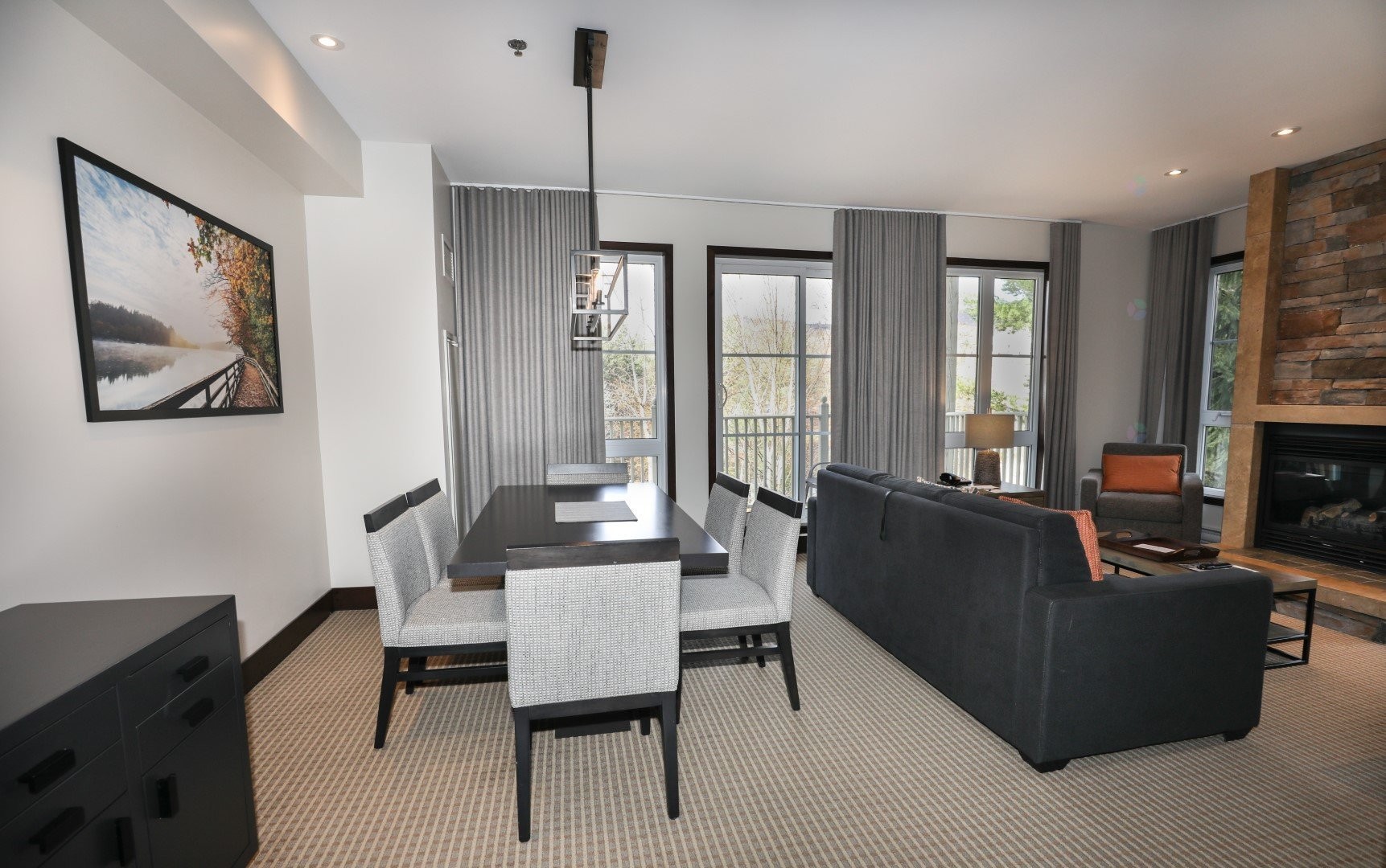 









150


Ch. du Curé-Deslauriers

, 302,
Mont-Tremblant,




QC
J8E1C9

