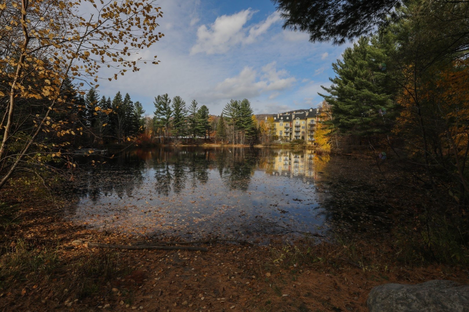 









150


Ch. du Curé-Deslauriers

, 302,
Mont-Tremblant,




QC
J8E1C9

