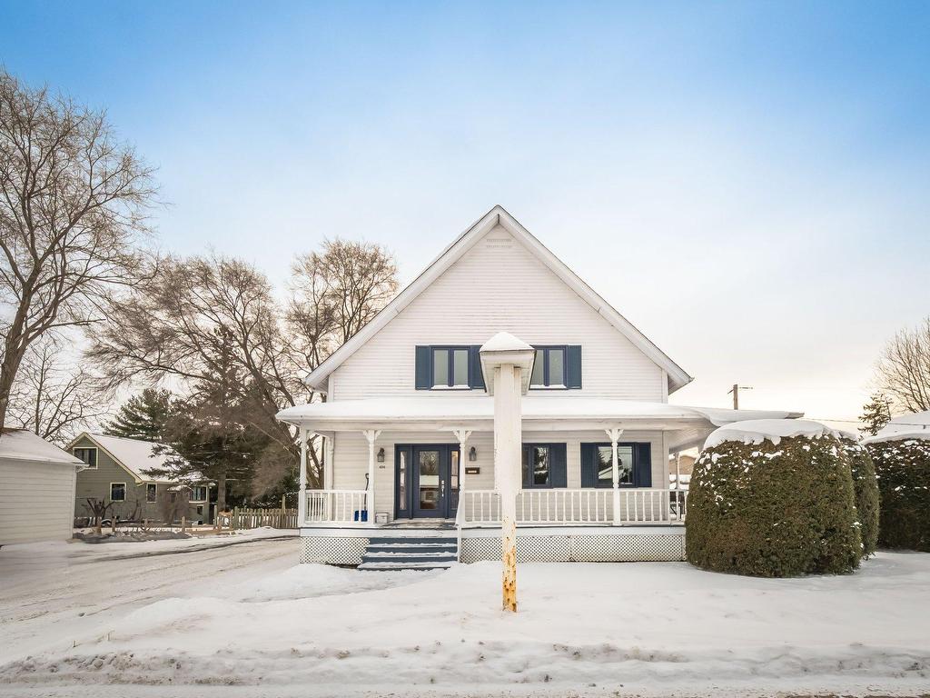 









850


Rue Bernard-Pilon

,
McMasterville,




QC
J3G5X7

