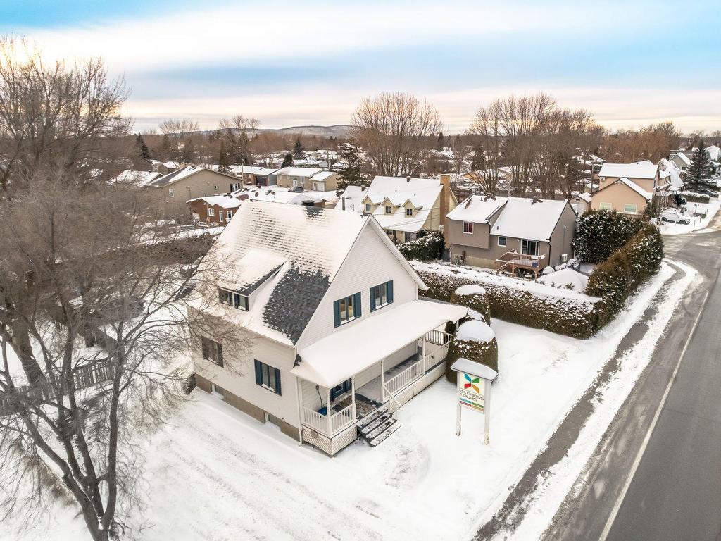 









850


Rue Bernard-Pilon

,
McMasterville,




QC
J3G5X7

