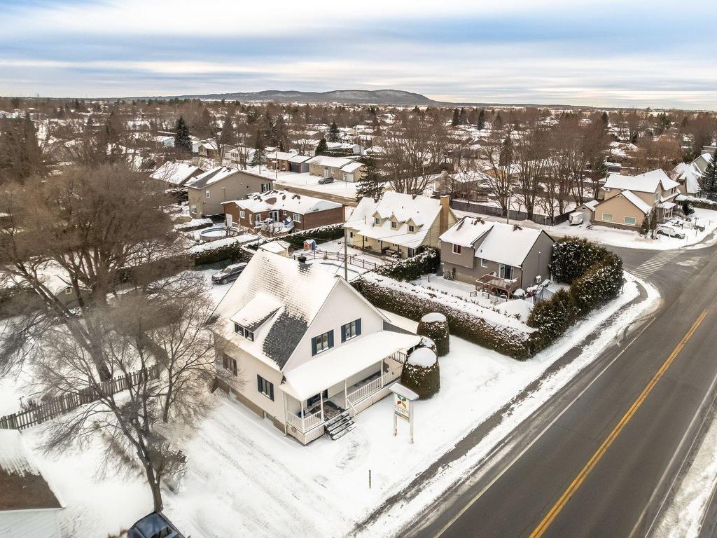 









850


Rue Bernard-Pilon

,
McMasterville,




QC
J3G5X7

