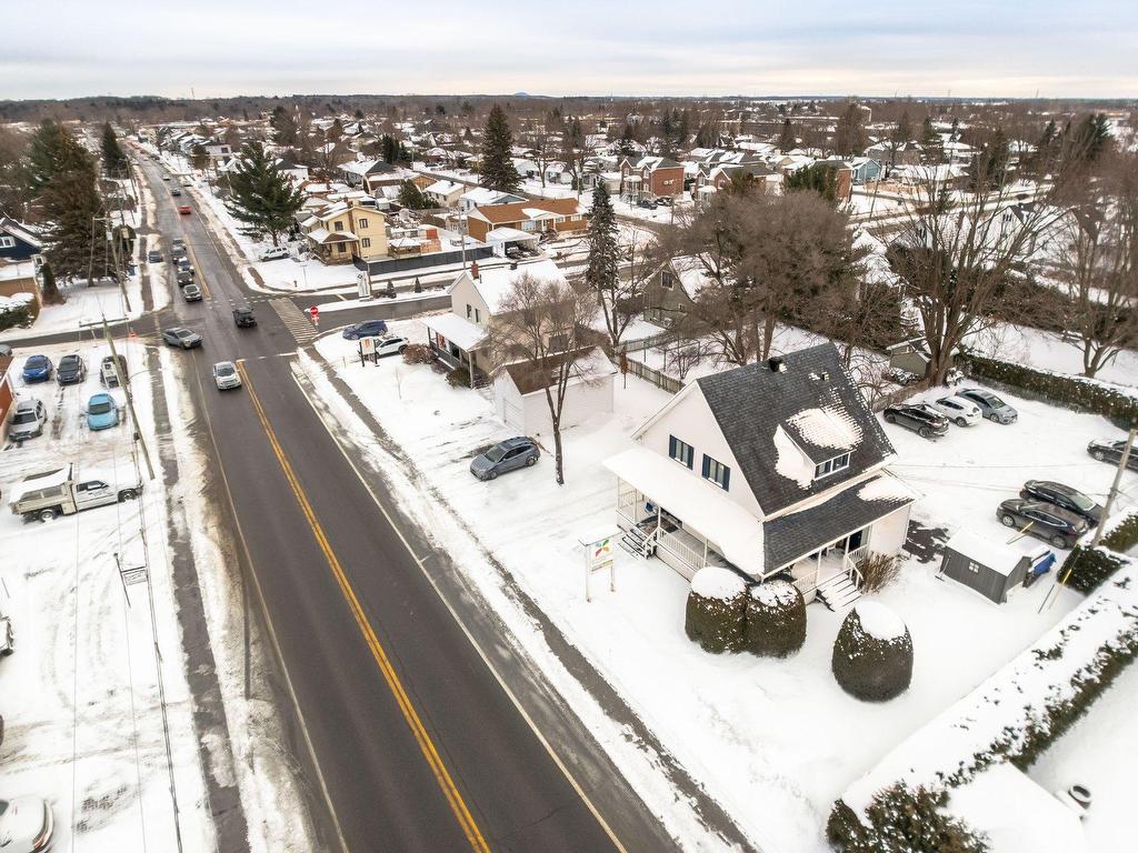 









850


Rue Bernard-Pilon

,
McMasterville,




QC
J3G5X7

