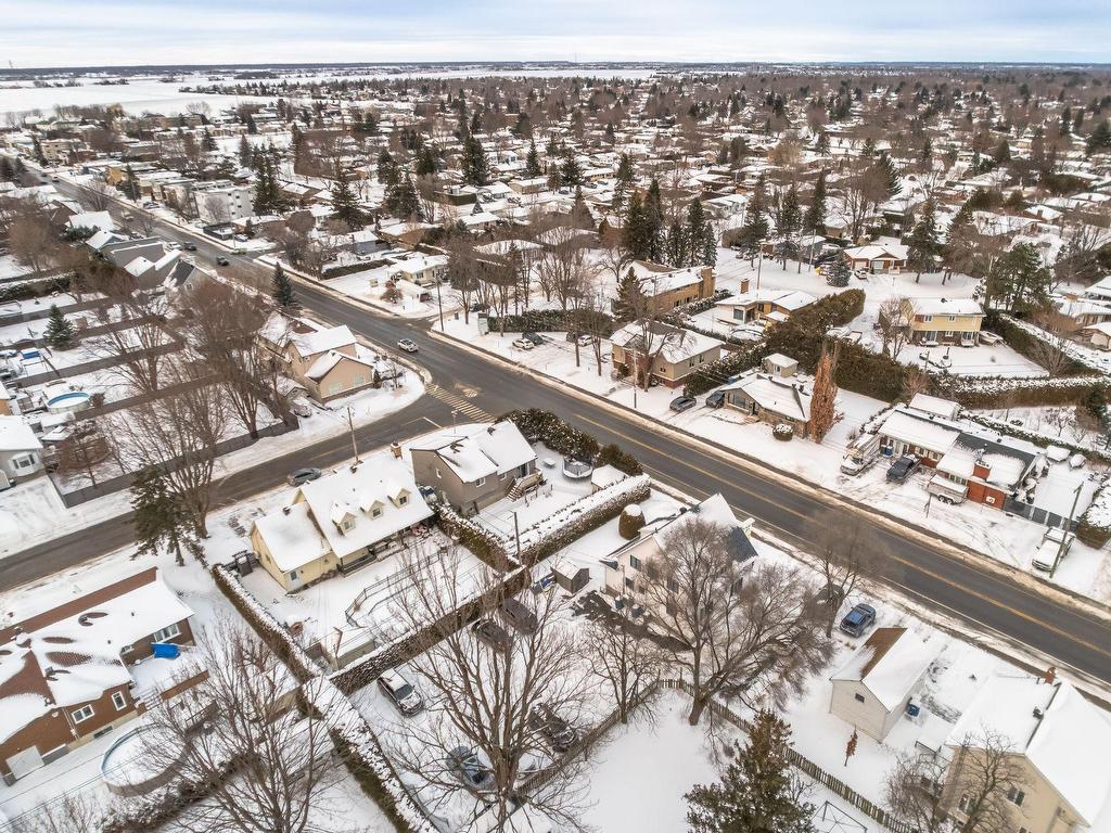 









850


Rue Bernard-Pilon

,
McMasterville,




QC
J3G5X7

