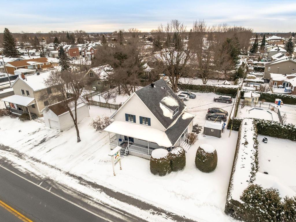 









850


Rue Bernard-Pilon

,
McMasterville,




QC
J3G5X7


