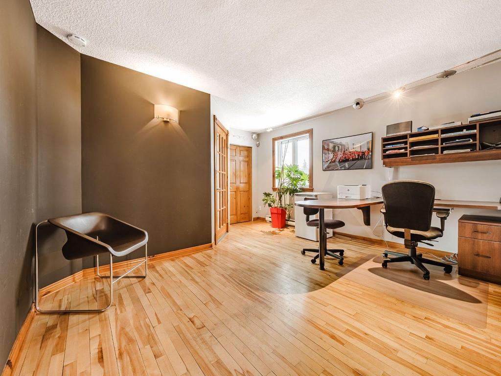









850


Rue Bernard-Pilon

,
McMasterville,




QC
J3G5X7

