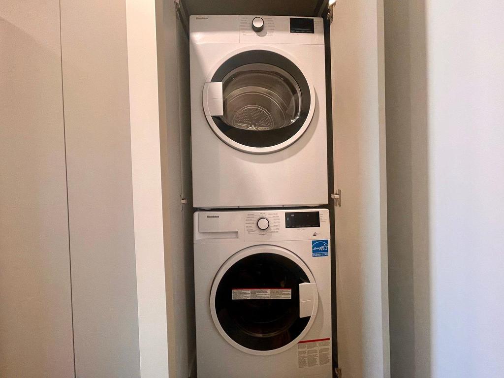 









1210


Rue Jeanne-Mance

, 4508,
Montréal (Ville-Marie),




QC
H2X1M1

