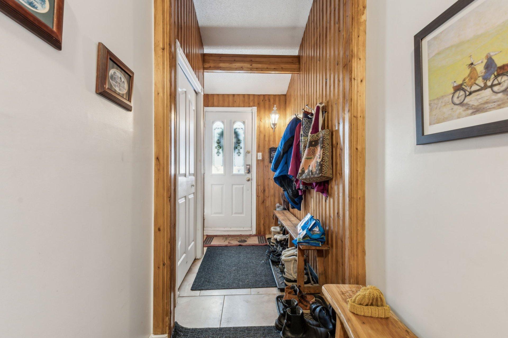 









307


Ch. St-Joseph

,
Val-des-Monts,




QC
J8N7J1

