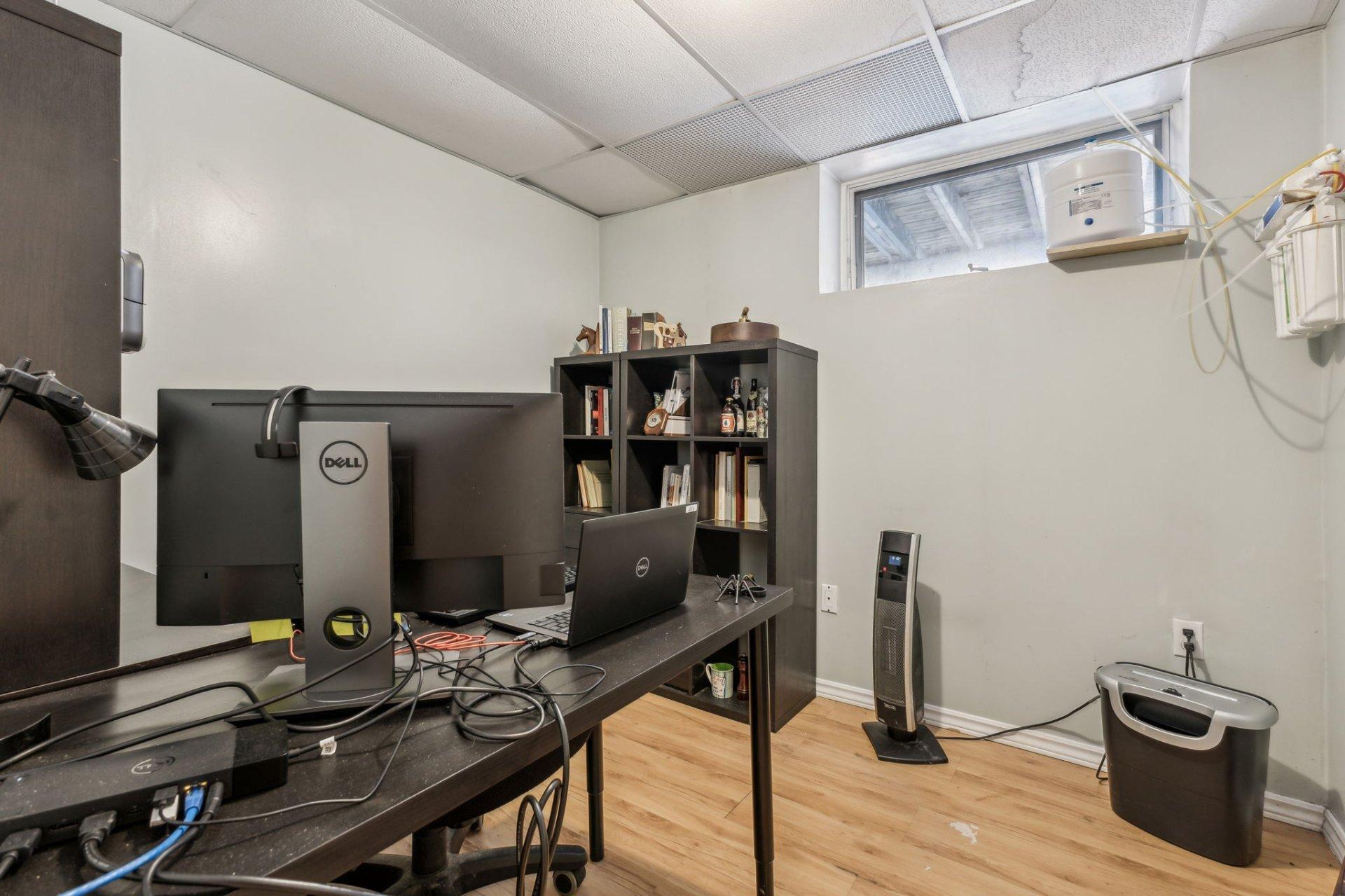 









307


Ch. St-Joseph

,
Val-des-Monts,




QC
J8N7J1

