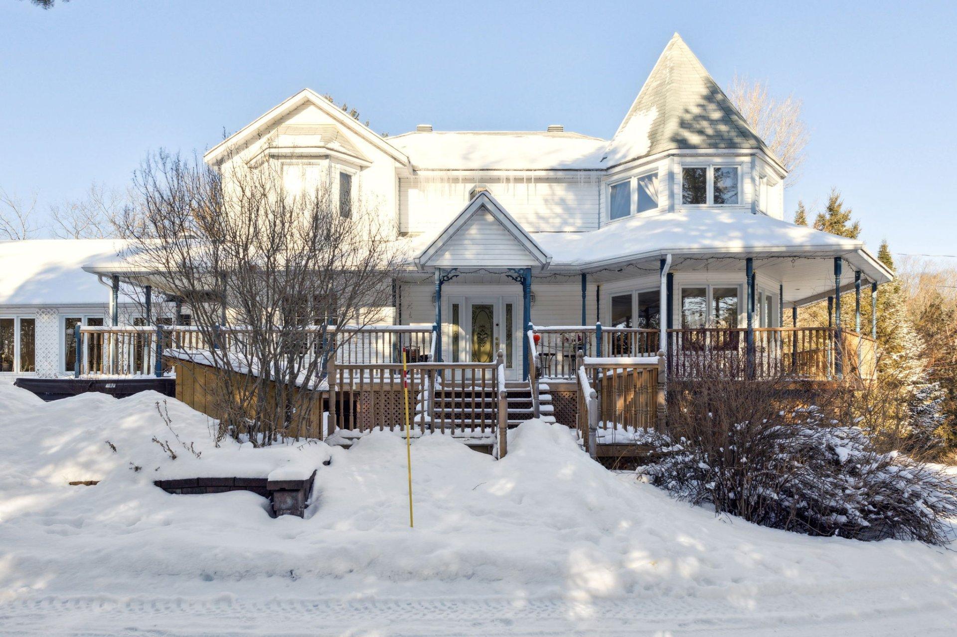 









307


Ch. St-Joseph

,
Val-des-Monts,




QC
J8N7J1

