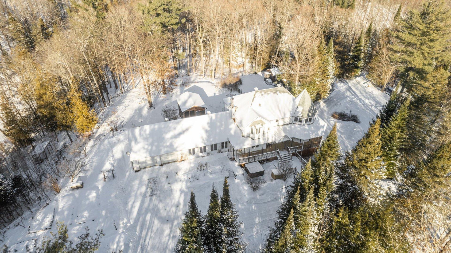 









307


Ch. St-Joseph

,
Val-des-Monts,




QC
J8N7J1

