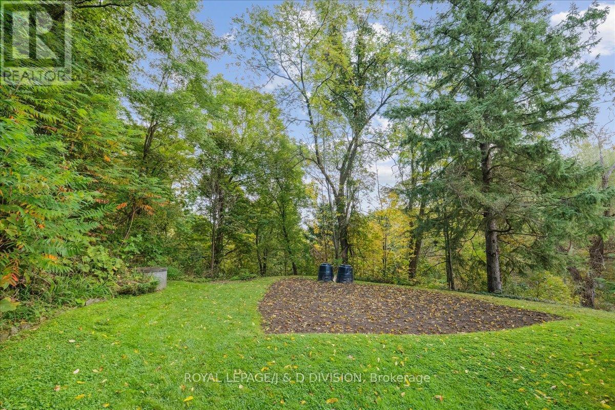 












7095 GUELPH LINE

,
Milton,




Ontario
L0P1B0

