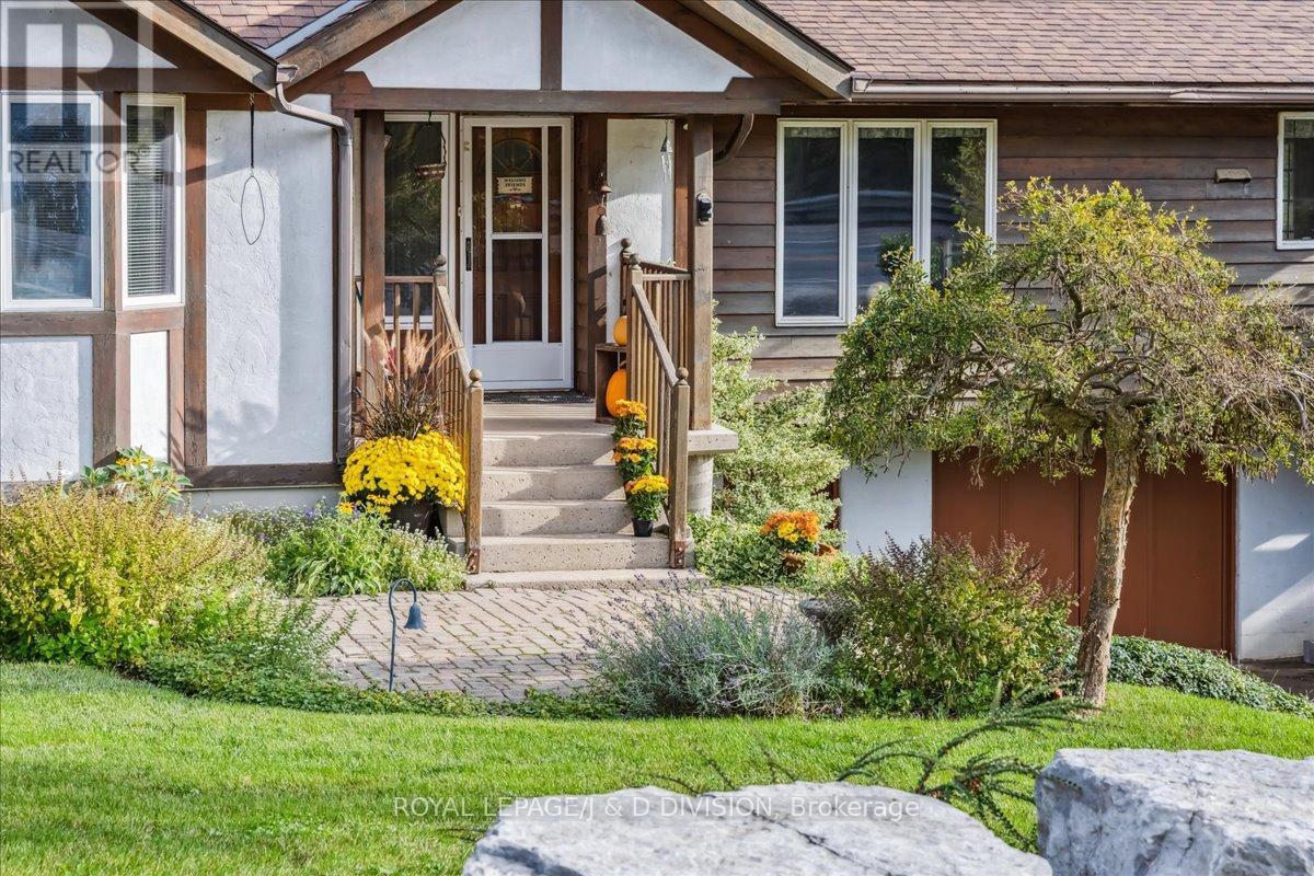 












7095 GUELPH LINE

,
Milton,




Ontario
L0P1B0

