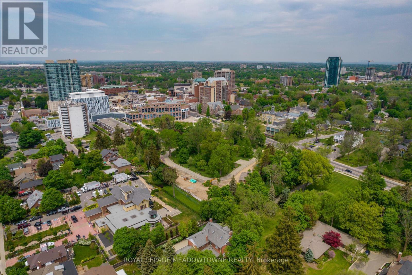 












1102 - 310 MILL STREET S

,
Brampton,




Ontario
L6Y3B1

