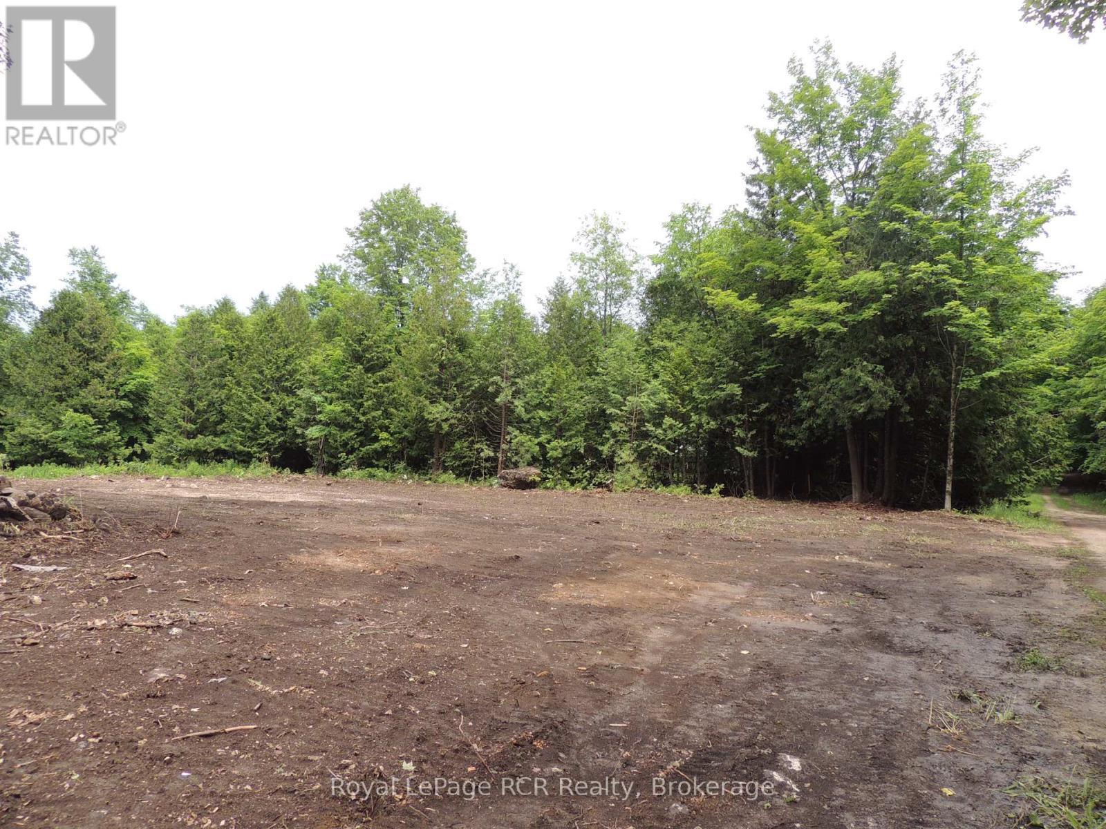 












00000 PENNY LANE

,
Grey Highlands,







Ontario
N0C1E0

