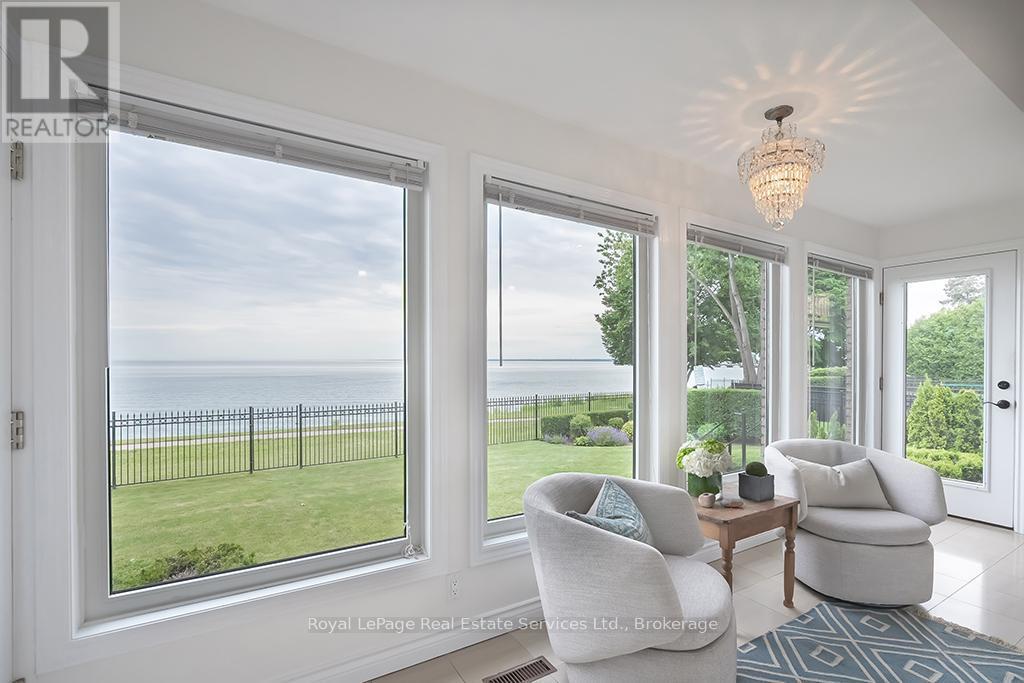 












3286 SHELBURNE PLACE

,
Oakville (BR Bronte),




Ontario
L6L5V9

